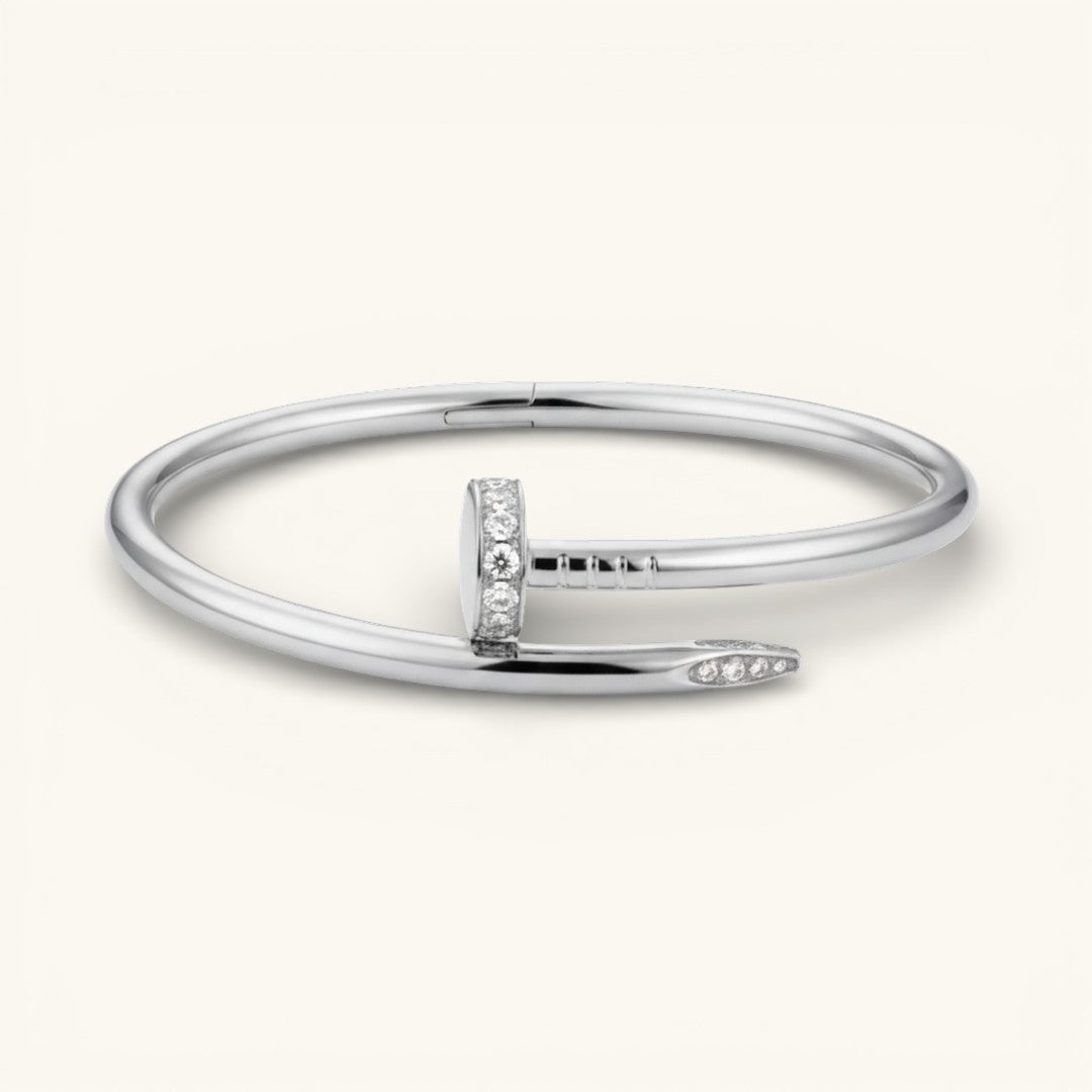 Elegance Nail Deluxe 18K Gold